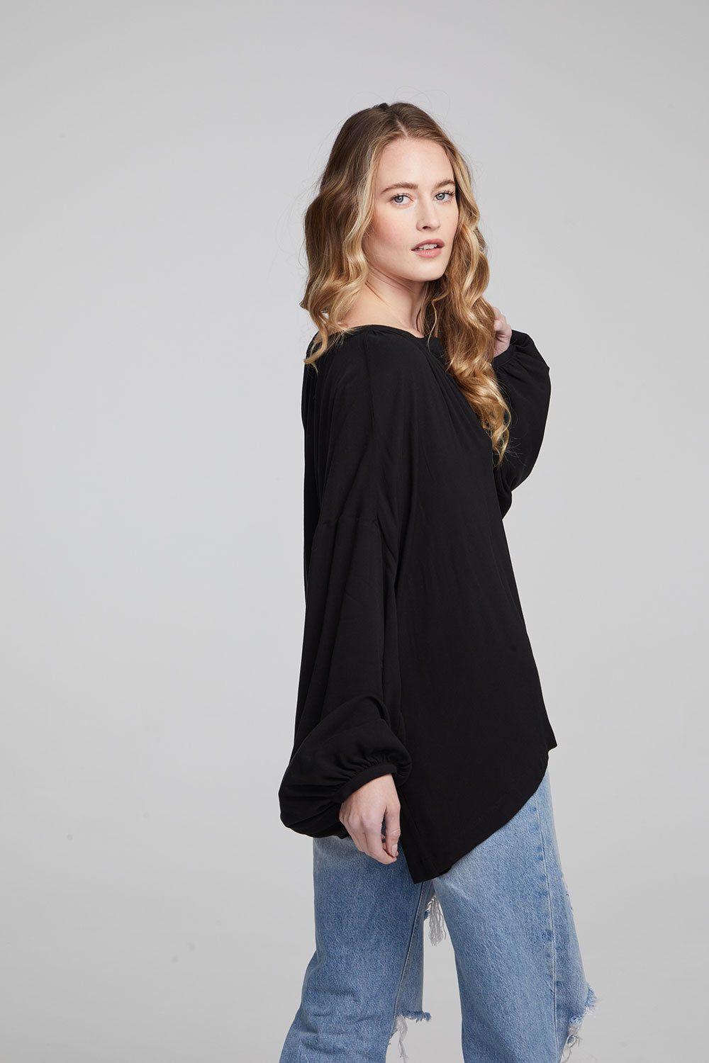 Idol Shadow Black Blouse – Chaser