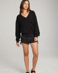 Poppy Black Pullover